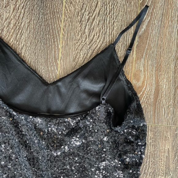Black sequin dress (Small) - Picture 6 of 8